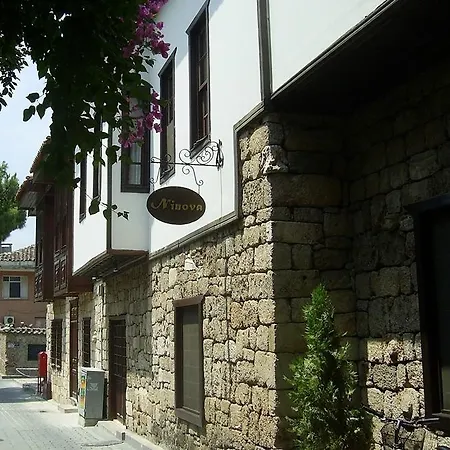Hotel The Ninova 3*