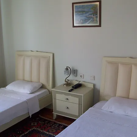 Hotel The Ninova 3*