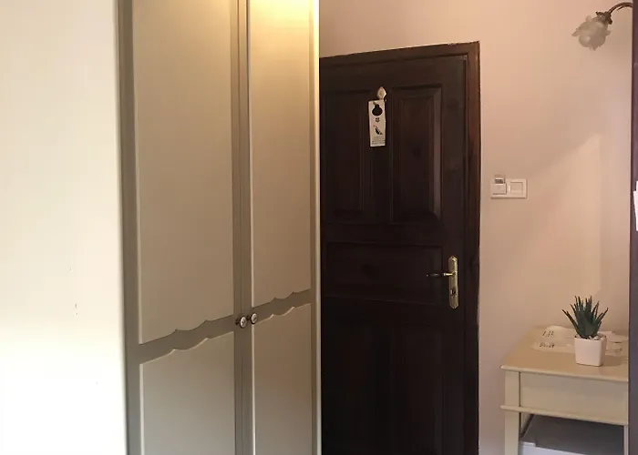 Hotel The Ninova 3*