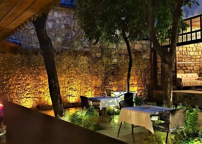 The Ninova Hotel 3*