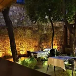The Ninova מלון 3*