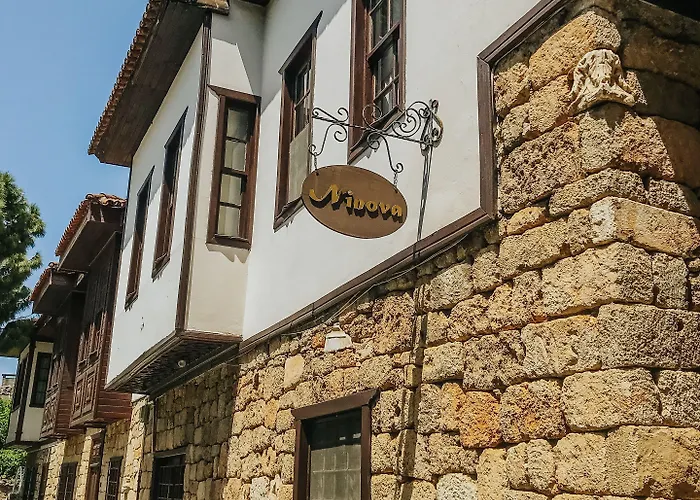 Hotel The Ninova