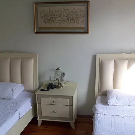 Hotel The Ninova 3*